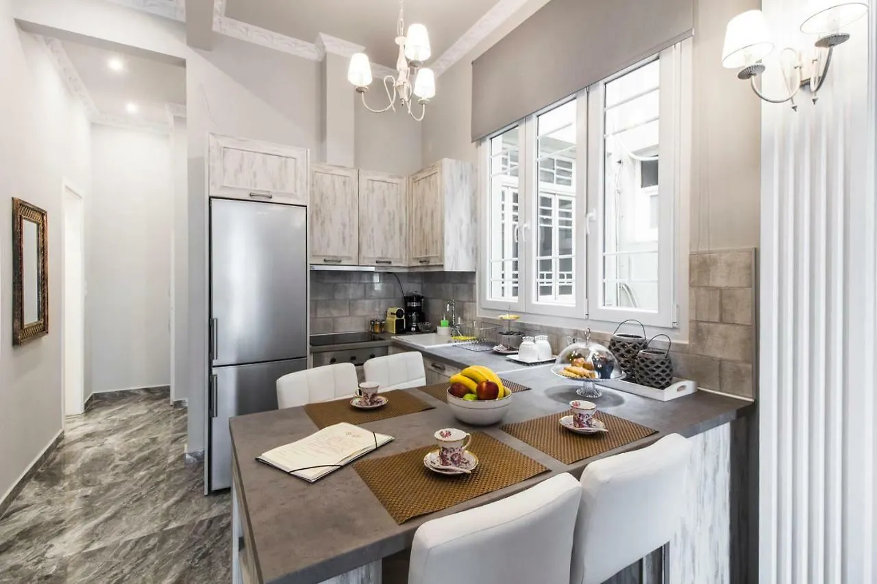 سالونيك Tsimiski 104 Luxury Suites 0*,  اليونان