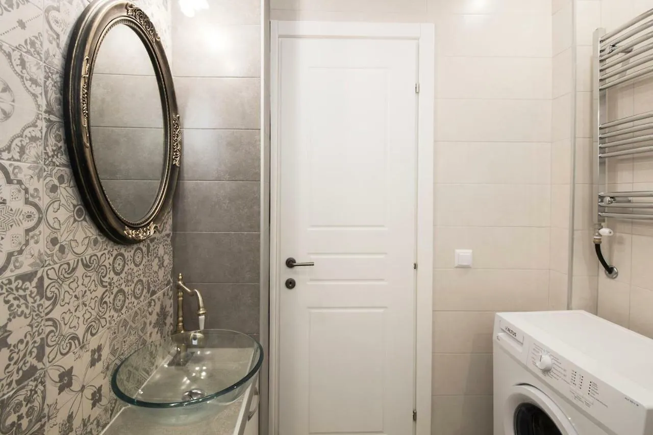 سالونيك Tsimiski 104 Luxury Suites شقة