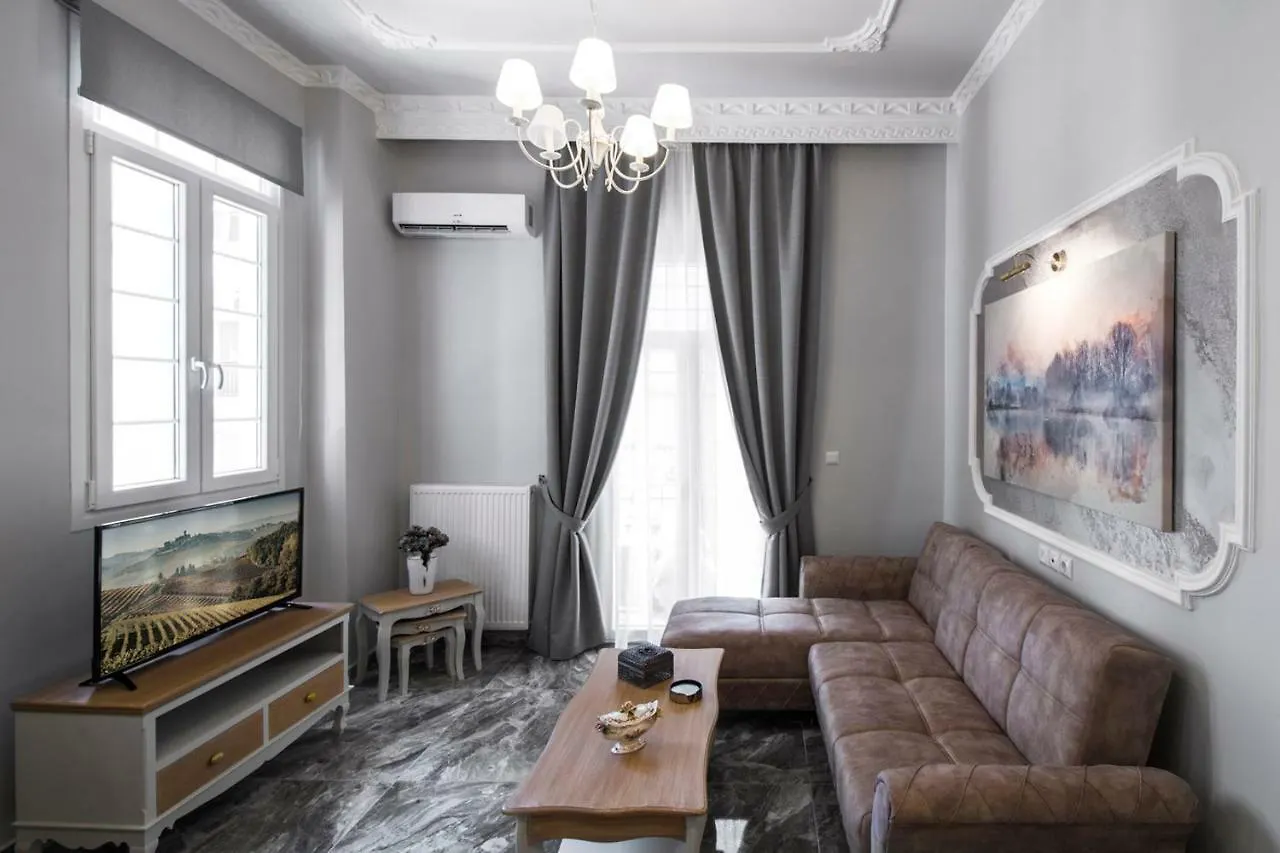 شقة سالونيك Tsimiski 104 Luxury Suites