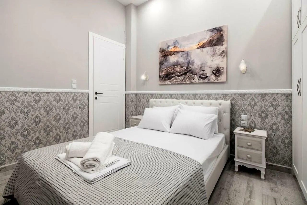 سالونيك Tsimiski 104 Luxury Suites اليونان